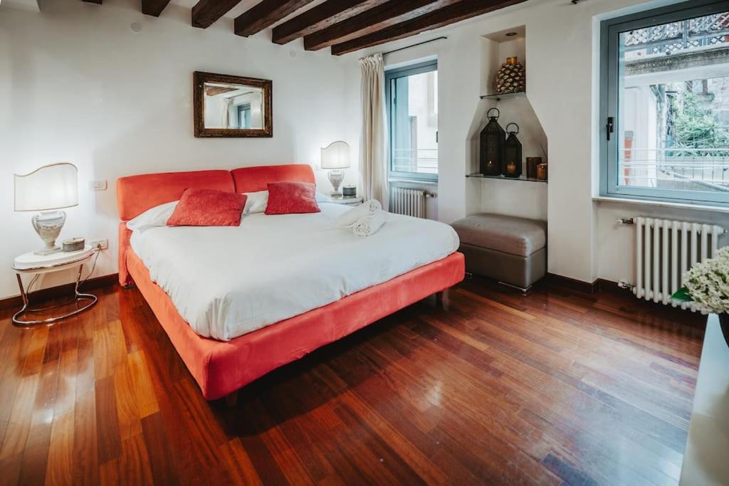 2 Min Da Piazza San Marco L-home * Wenecja